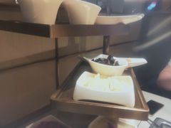 -海底捞火锅(高新万达店)