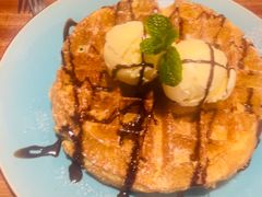 -蓝壁虎咖啡酒馆