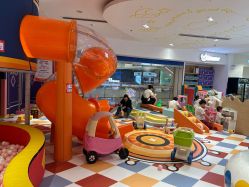 -孩子王(金茂汇店)