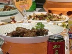 -嗨辣小聚·盘锦河蟹·海鲜烧烤龙虾(盘锦十年好店)