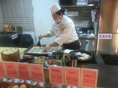 -香山湖家家宴(中山陵店)