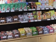 零售区-良品铺子(白云新世界店)