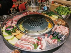 -哈哈碳都·牛肋条无限自助烤肉(台江万达店)