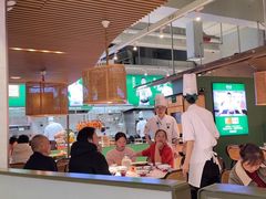 -费大厨辣椒炒肉(高铁吾悦广场店)
