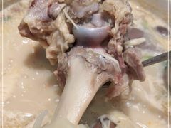 -三人行骨头王火锅(长寿店)