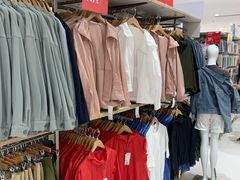 -优衣库(上海金桥国际商业广场店)