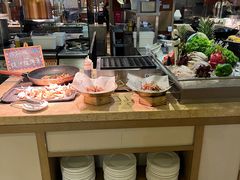 -大中华希尔顿酒店-念自助餐·嗨啤·小龙虾