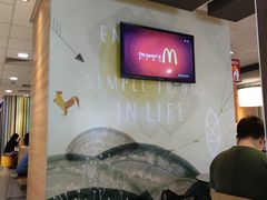 -麦当劳(新世纪环球中心店)