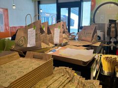 -油梨树 AVOCADO TREE(亮马桥店)