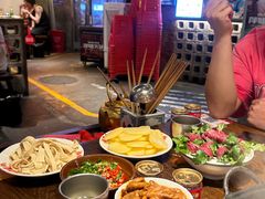 -萍姐火锅·公路夜市(武汉首店)