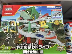 -玩动奇季品牌玩具超市