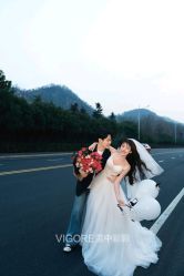 -雪中彩影婚纱摄影·品控旗舰店