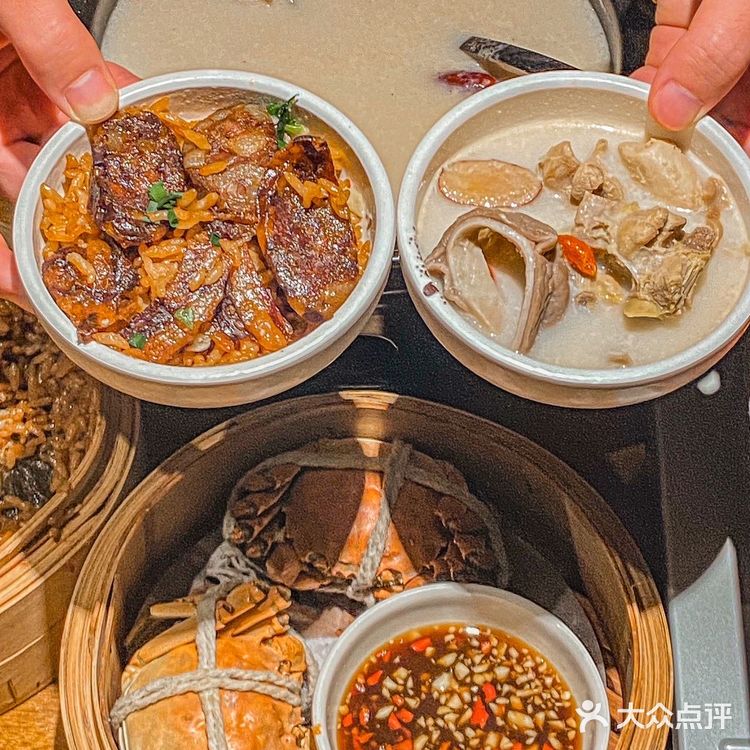 一口下去真的yyds!️火焰铁板烤鲈鱼 鱼超大一份!