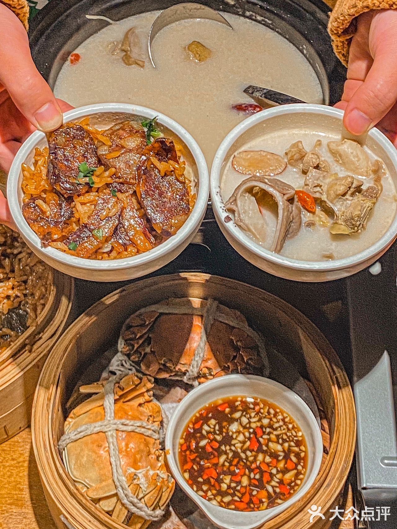 一口下去真的yyds！️火焰铁板烤鲈鱼 鱼超大一份！