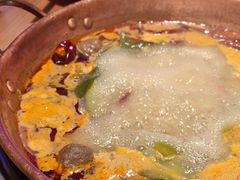 -洱火云南酸菜牛肉火锅(石景山当代商城店)