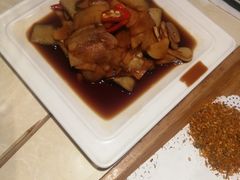 -老佛爷炭火蛙锅直营(清滨路总店)