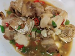 -头上红煨盐鸡·非遗院子餐厅