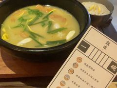 -银米·云南传统过桥米线(双廊黑金冠店)