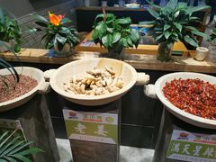 -潘小辣鲜肉老火锅