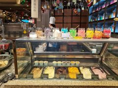 -怡咖啡海鲜自助餐厅(浦东香格里拉店)