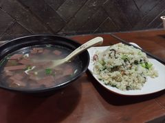 -舒蔡记生煎菜饭(云南中路店)