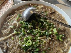 鱼汤绿豆面-吴记百家·私房菜·家宴(润园店)