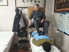 -黄老邪中医推拿馆(铜坊苑小区店)