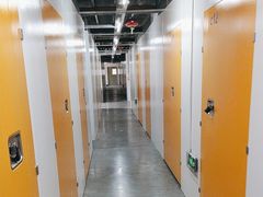 -安东易迷你自助仓储寄存仓库(顾戴路店)