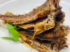 小黄鱼-品悦酒店(三林古镇店)