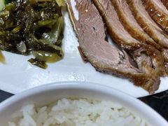 鹅肝拼鹅肉饭-乌文新澄海卤鹅店