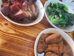 -贾老板缸肉馆(潮韵街店)