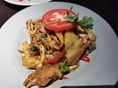 -大头虾越式风味餐厅(光明广场店)