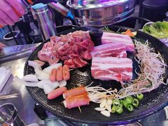 -豚豚家돈돈가韩国锅盖烤肉(新北万达店)