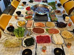 -玩坞轰趴馆·户外团建聚会主题生日派对馆(世豪广场店)