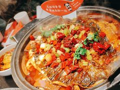 -辣尚瘾·烤鱼·新川菜(牡丹园直营店)