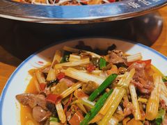 -弓虽昌焖烧鸡(大竹林店)