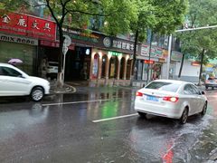 -皇品世家牛排(七一路店)