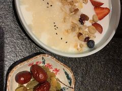 金桃酸奶-丝路金桃·新疆菜(徐汇店)