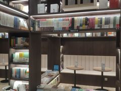 -钟书阁(群光广场店)