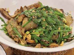 -老鼎万春卤菜(五代传承创始老店)