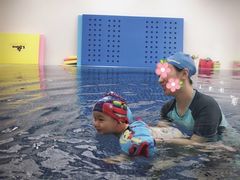 -龙格亲子游泳·水育早教运动中心(绿城店)