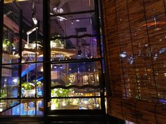 -临界音乐酒馆·小龙虾·江湖菜(华熙LIVE·鱼洞店)