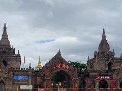 -一寨两国风景区