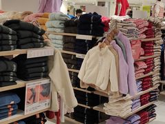 -优衣库(上海正大广场店)