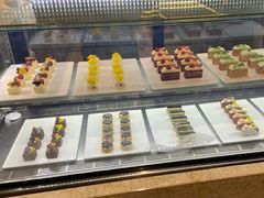 -大中华希尔顿酒店-念自助餐·嗨啤·小龙虾