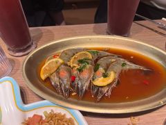 -街角等你.大连海鲜烧烤(西安路店)