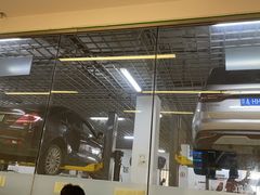 -利豪广厦吉利专营店