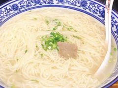 -东大桥小国抻面烧烤(长通路店)