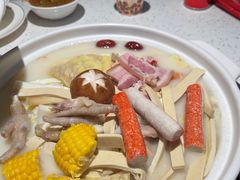 -三人行骨头王火锅(长寿店)