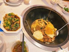 -鲁员外地锅鸡地锅鱼(古墩路店)